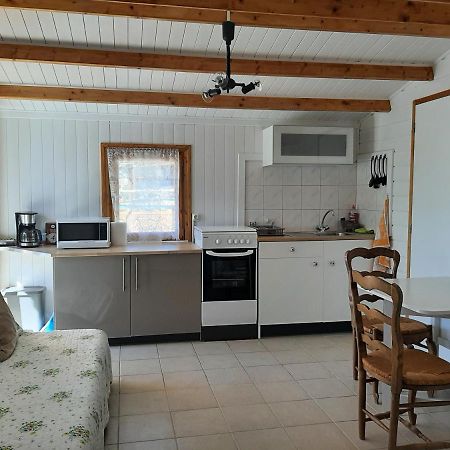 Chalet Au Pied Du Mont Ventoux Mormoiron Exterior foto